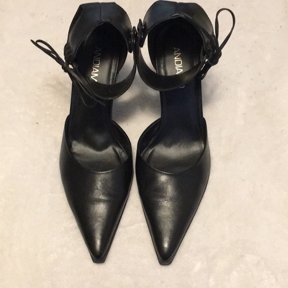 Sexy black Andiamo stilettos - Picture 2 of 5